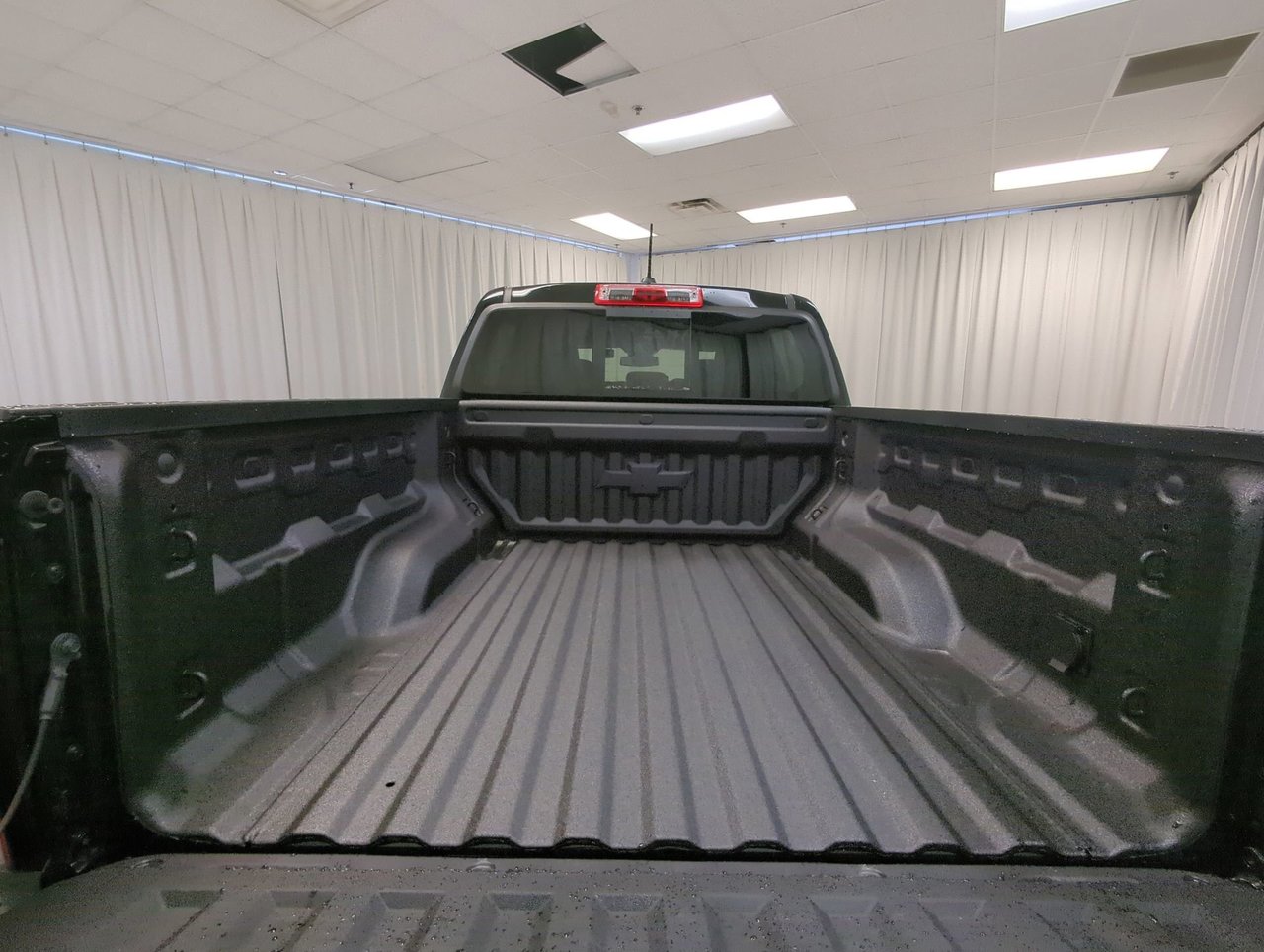 2025 Chevrolet Colorado ZR2-23