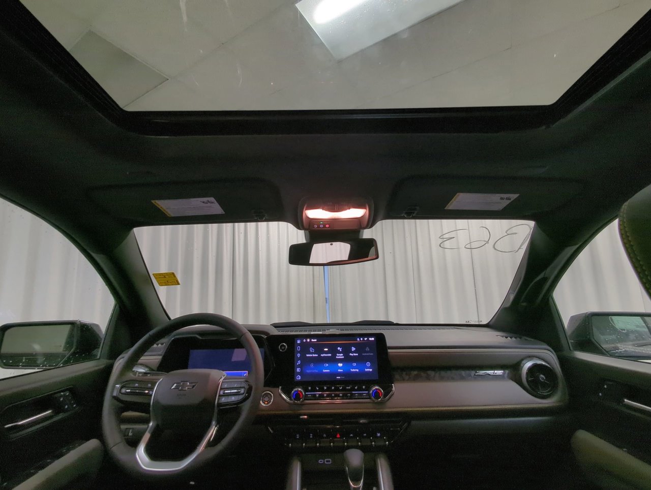 2025 Chevrolet Colorado ZR2-21