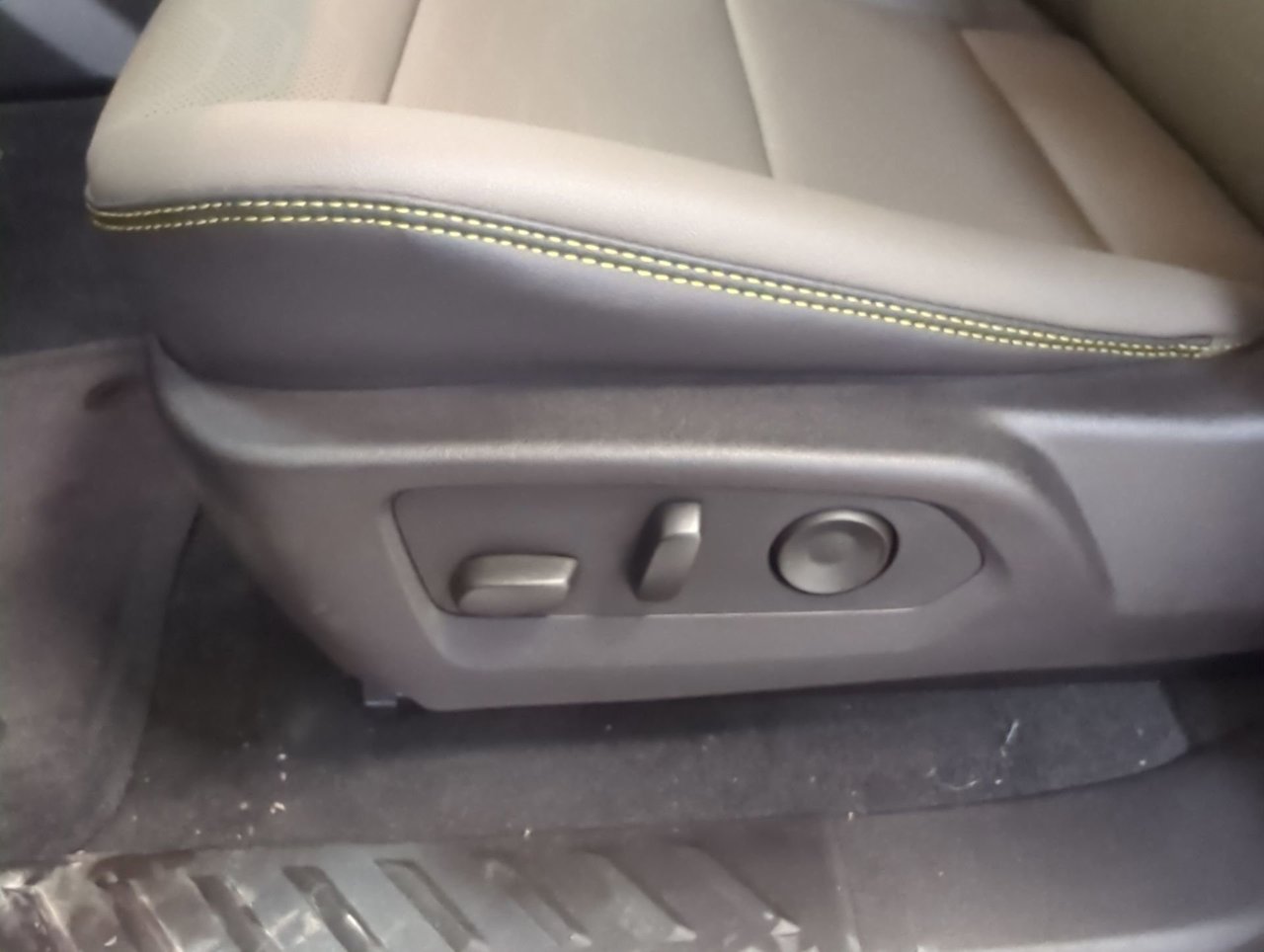 2025 Chevrolet Colorado ZR2-11