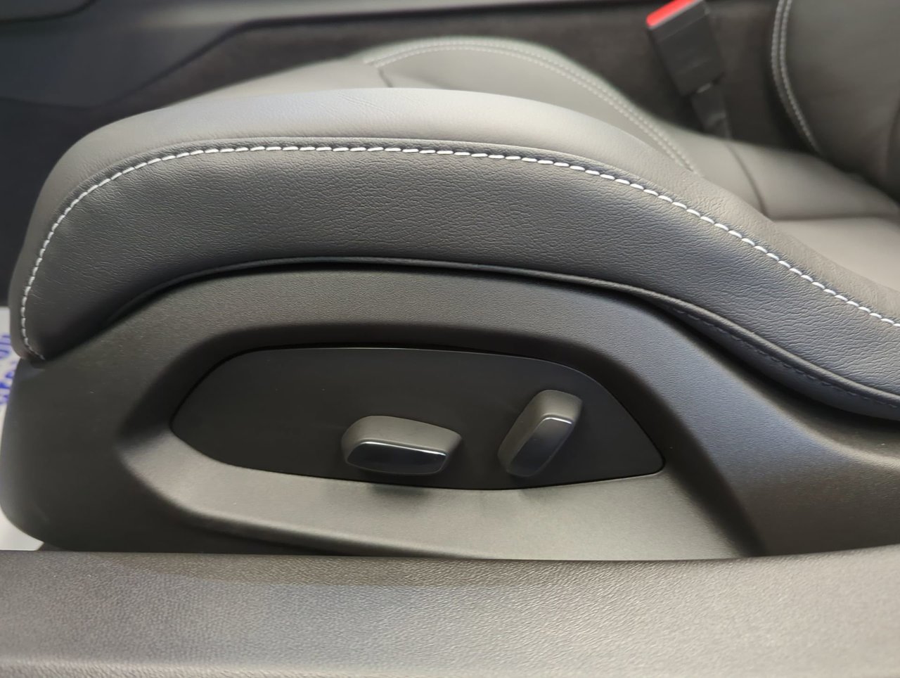 2026 Chevrolet Corvette 1LT-11