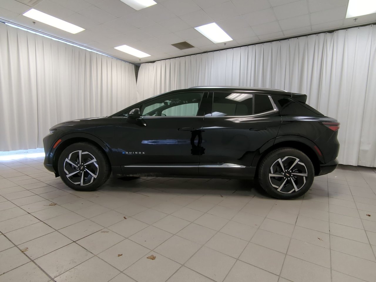 2025 Chevrolet Equinox EV 2LT-4