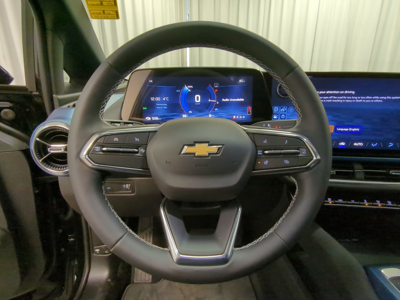 2025 Chevrolet Equinox EV 2LT-13
