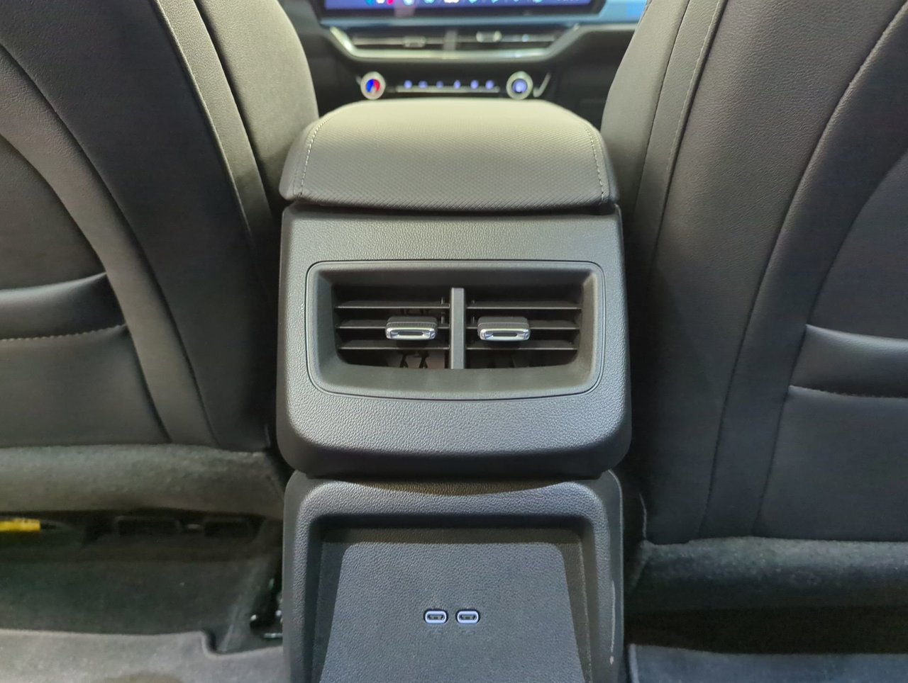 2025 Chevrolet Equinox EV 2LT-20