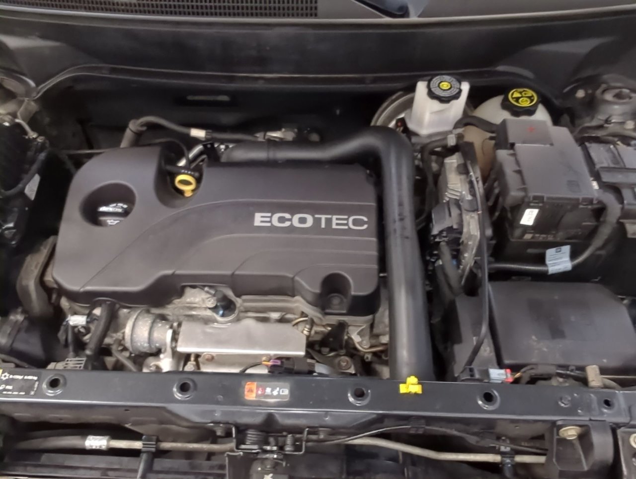 2018 Chevrolet Equinox LS-23