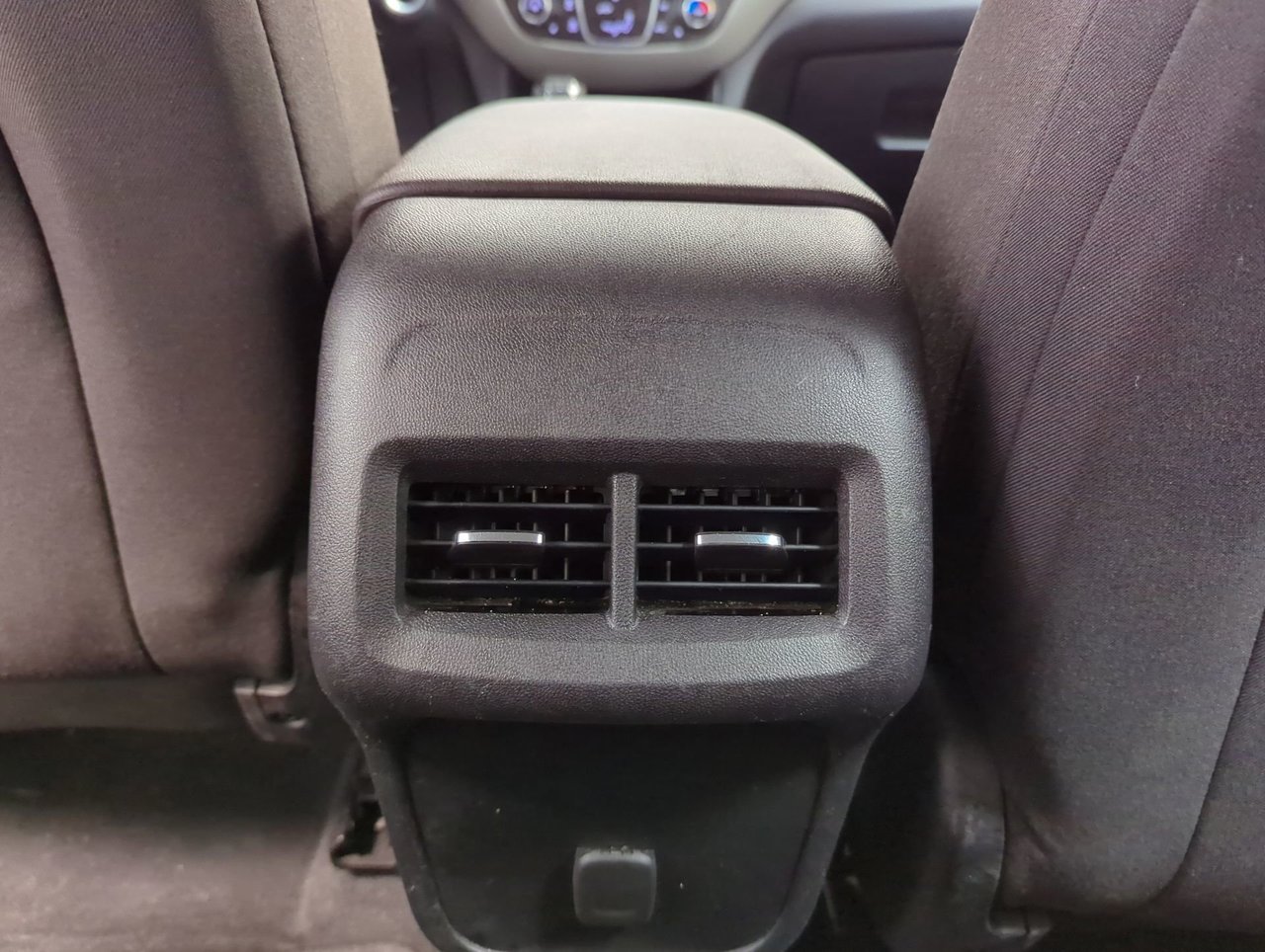 2018 Chevrolet Equinox LS-19
