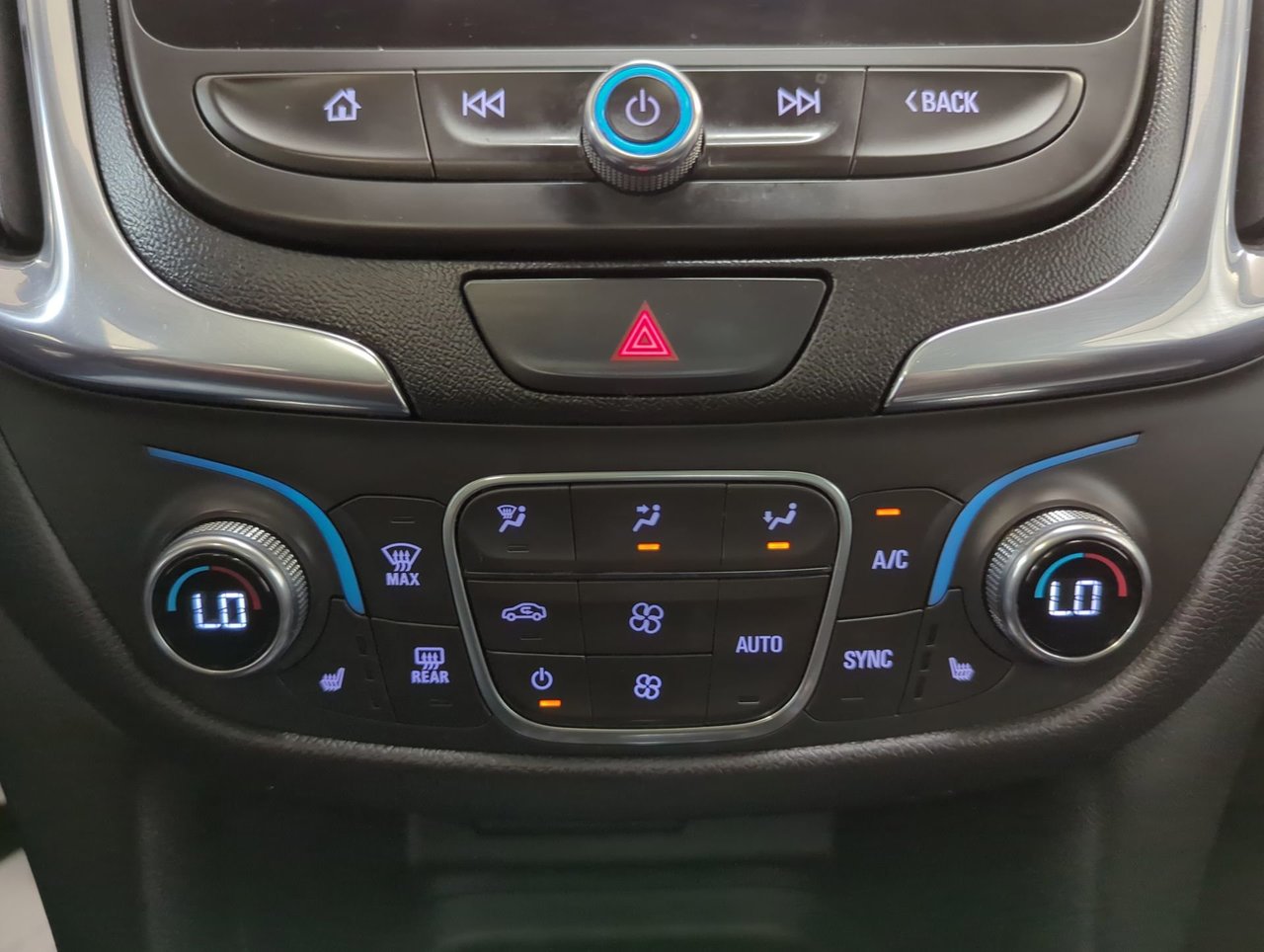 2020 Chevrolet Equinox LT-18