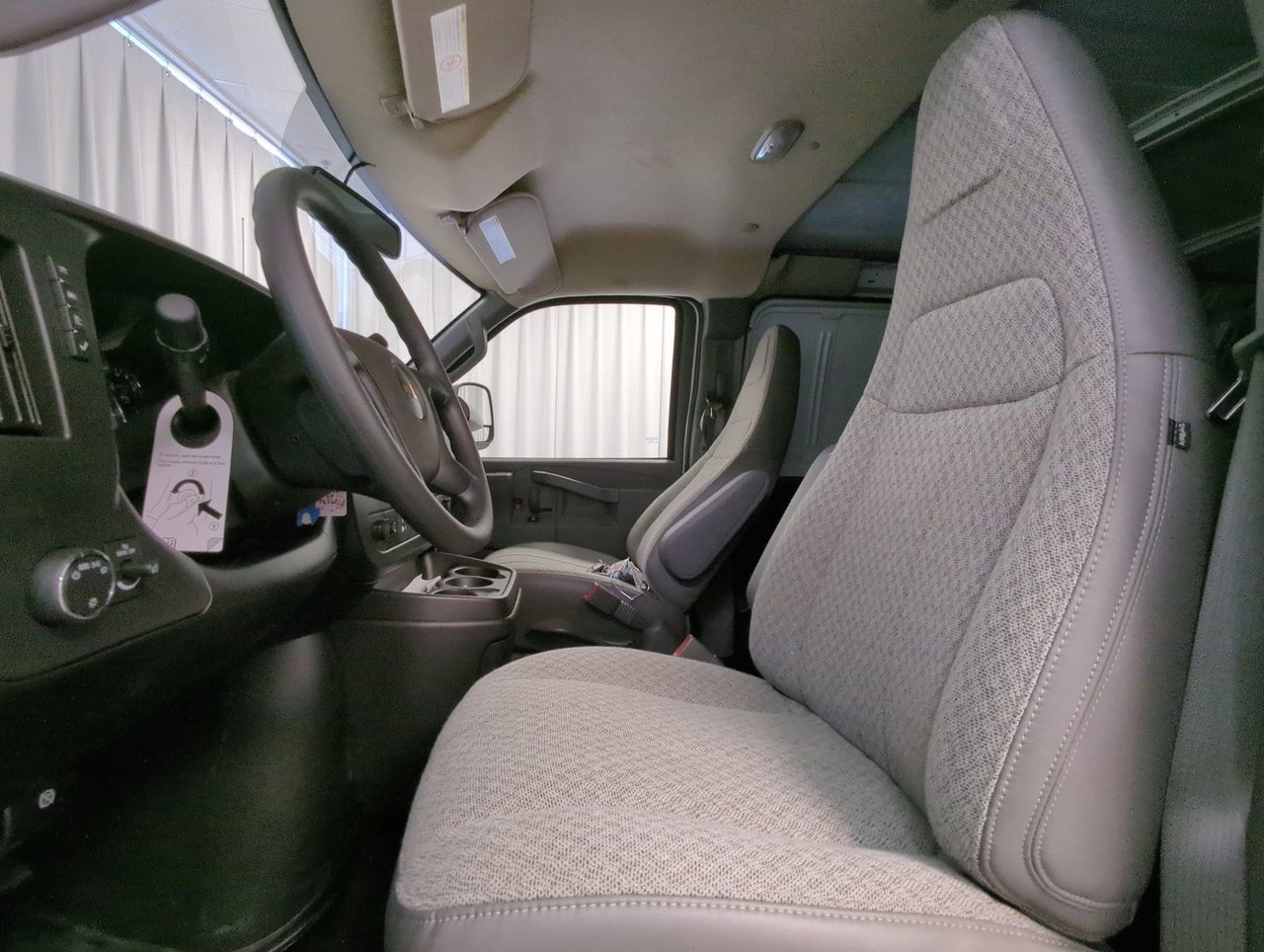 2025 Chevrolet Express Cargo 2500 WT 155''-10