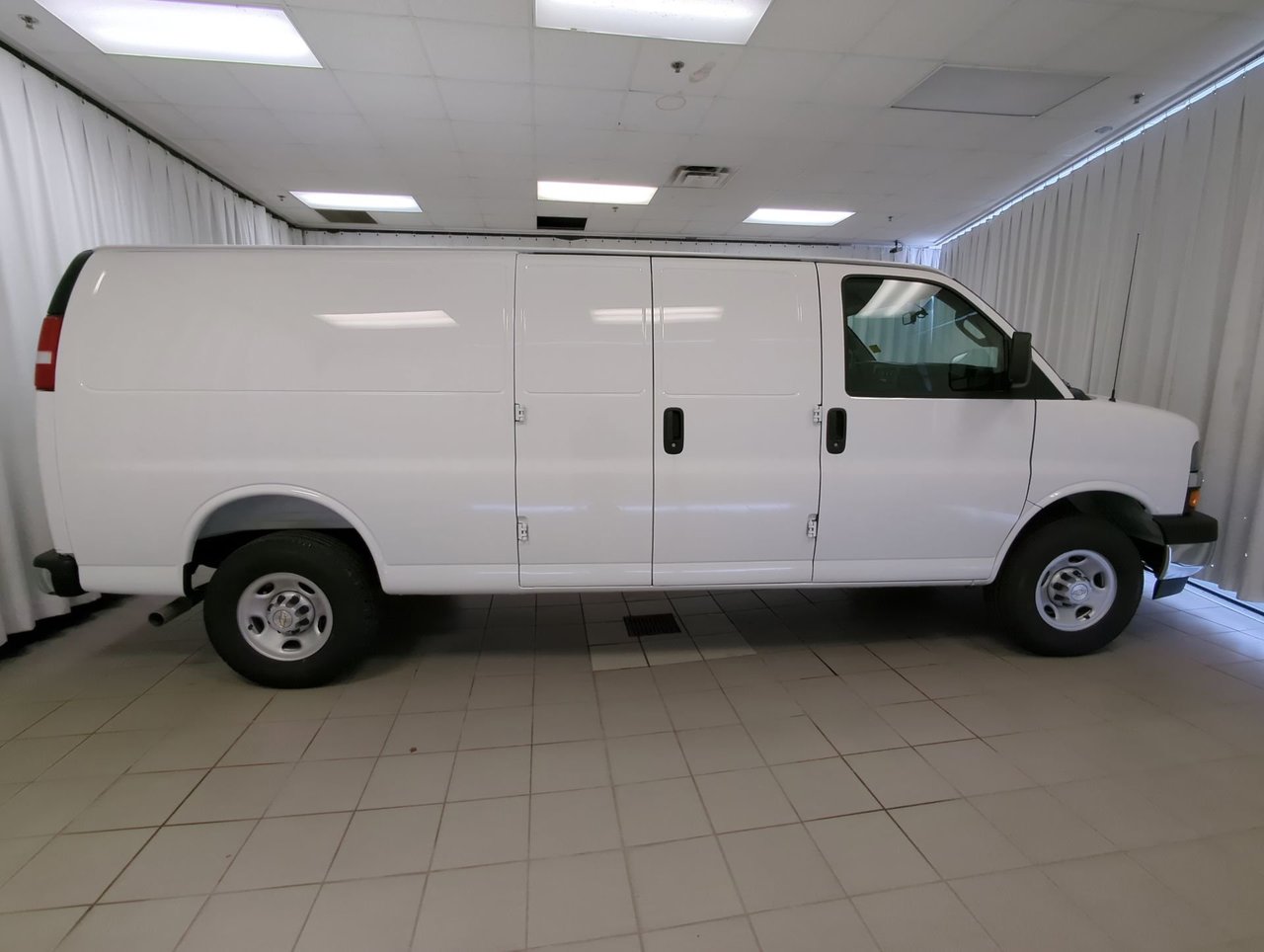 2025 Chevrolet Express Cargo 2500 WT 155''-8