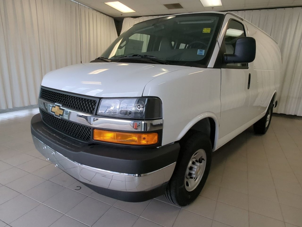 2025 Chevrolet Express Cargo 2500 WT 135''-3