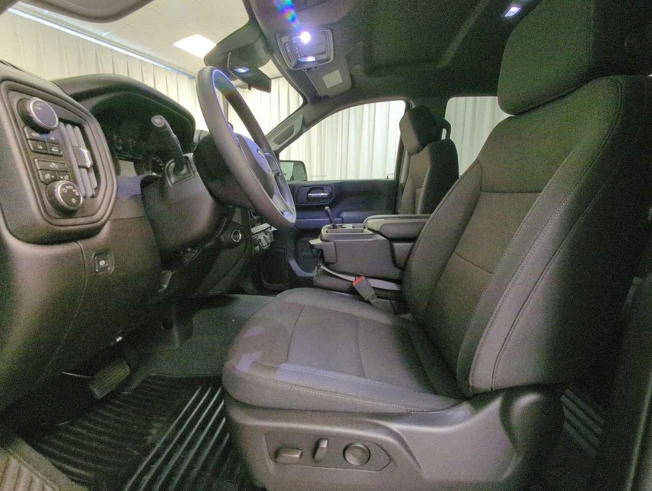 2026 Chevrolet Silverado 1500 Custom-10