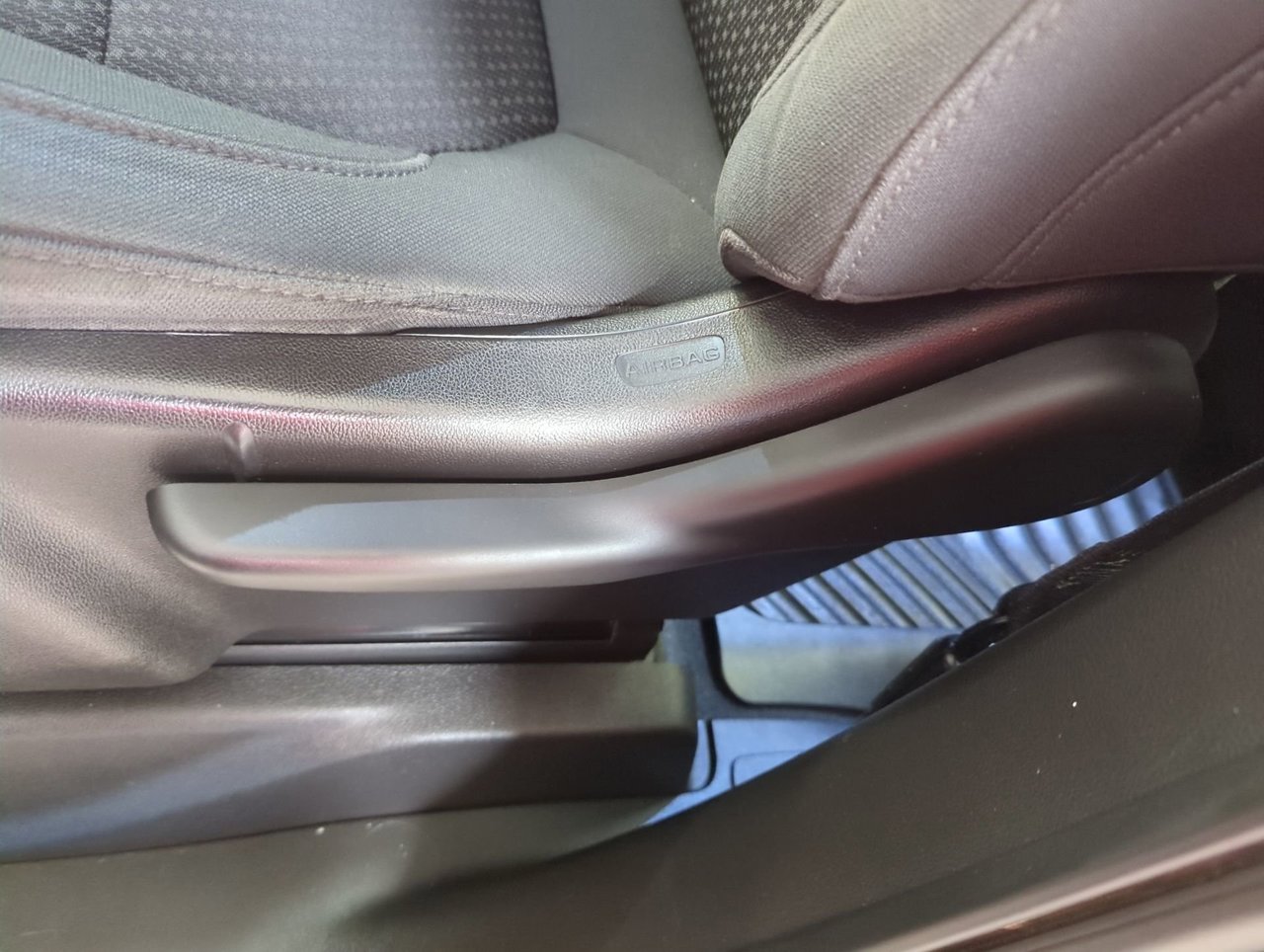 2022 Chevrolet Silverado 1500 LTD Custom Trail Boss-11