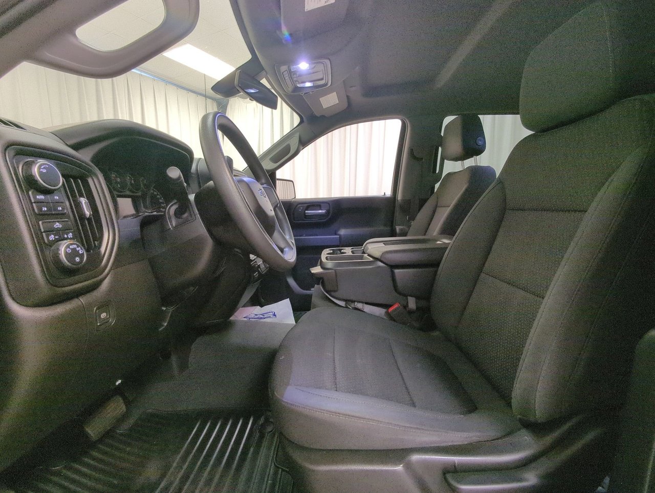 2022 Chevrolet Silverado 1500 LTD Custom Trail Boss-10