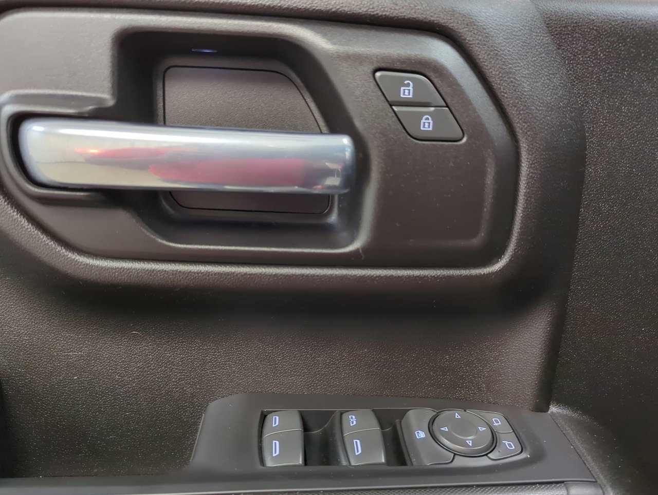 2022 Chevrolet Silverado 1500 LTD Custom Trail Boss-12