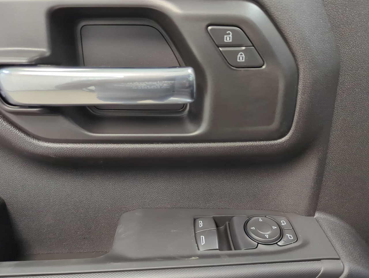 2026 Chevrolet Silverado 1500 WT-12