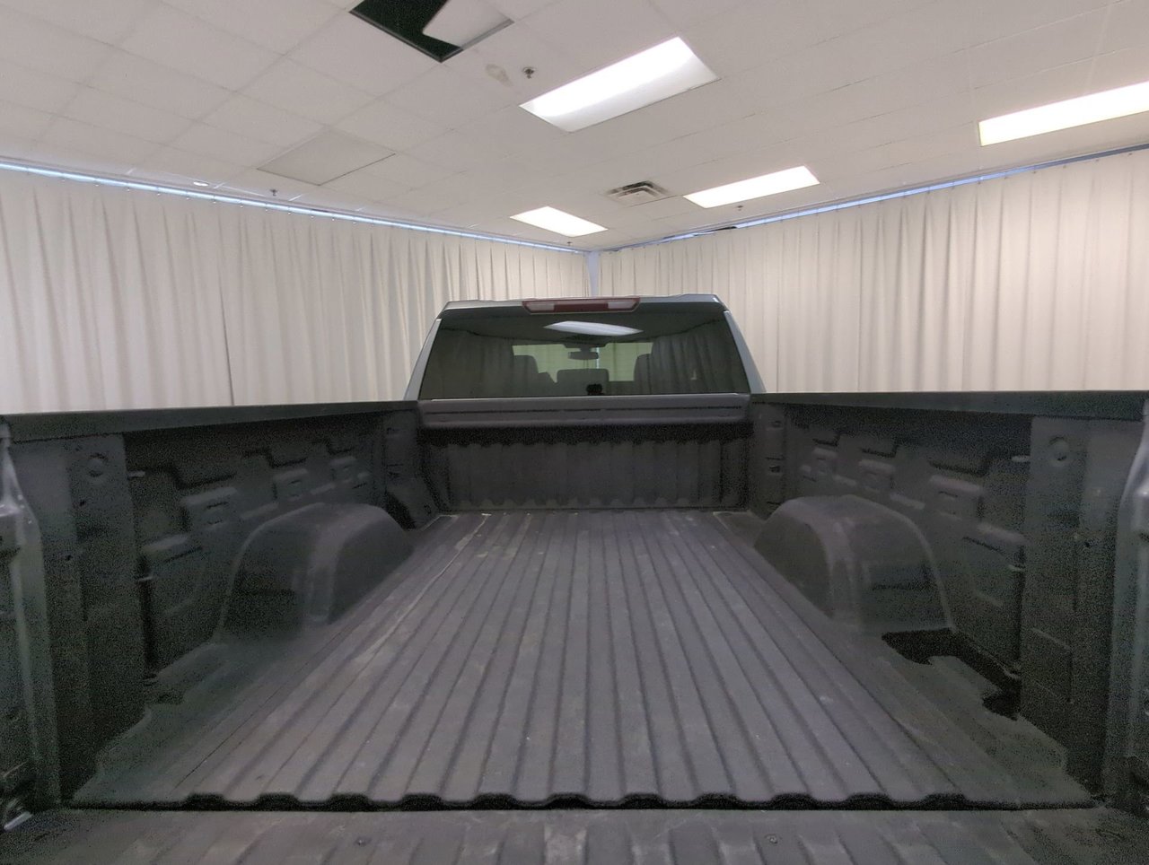 2020 Chevrolet Silverado 1500 Custom-21