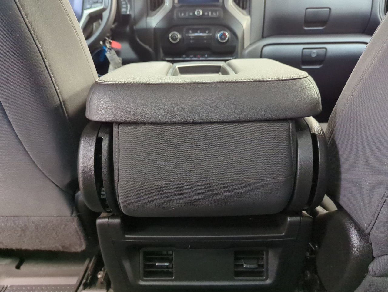 2021 Chevrolet Silverado 1500 Custom Trail Boss-19