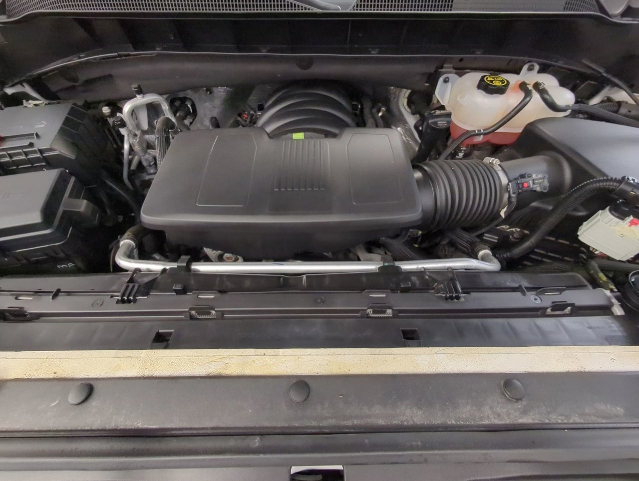 2023 Chevrolet Silverado 1500 High Country-25