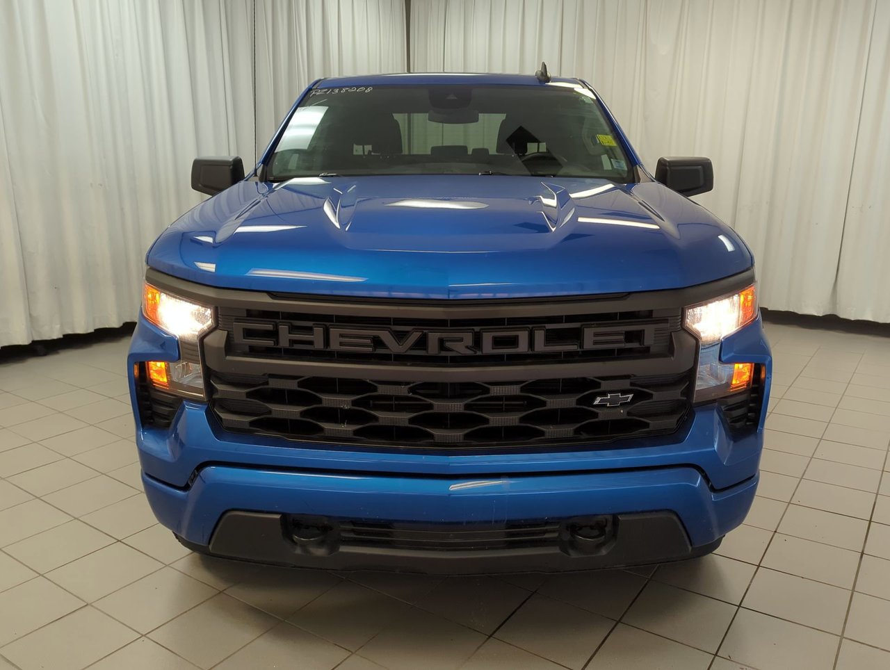 2023 Chevrolet Silverado 1500 Custom-2