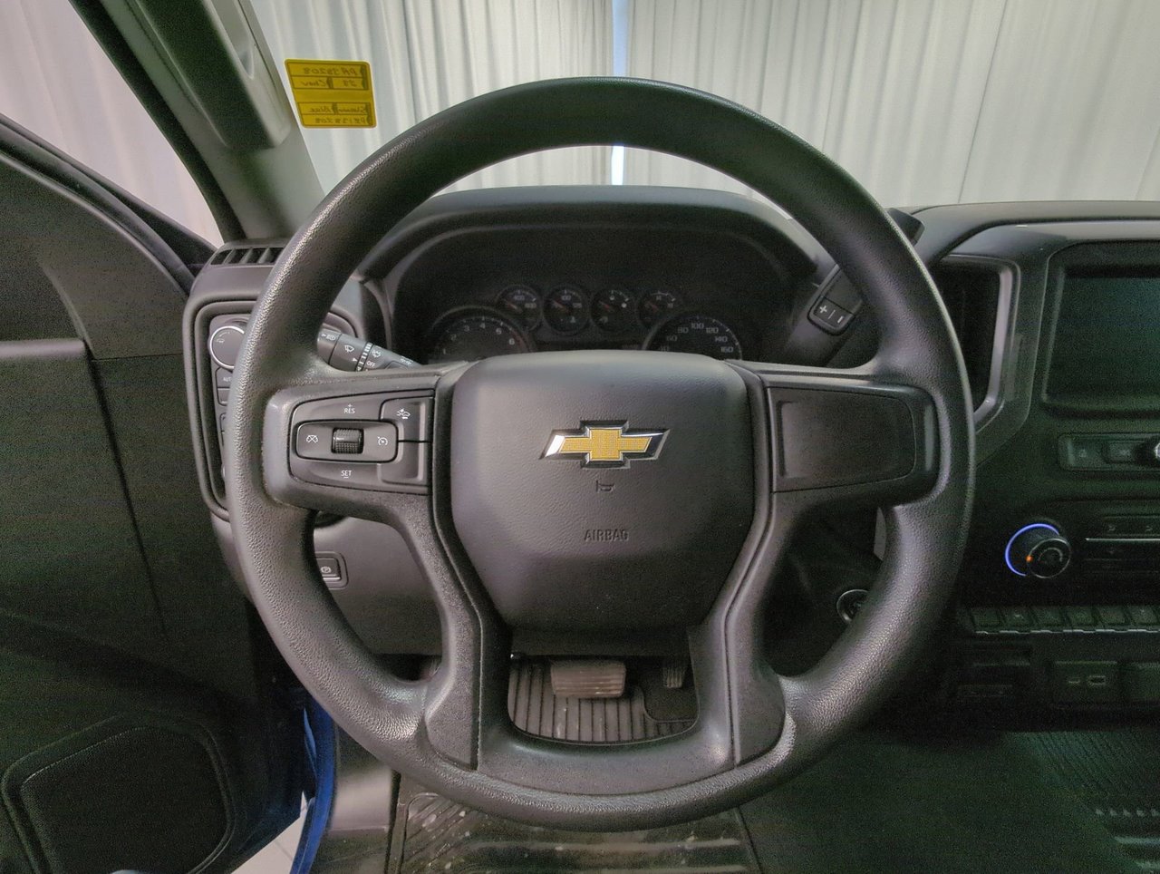 2023 Chevrolet Silverado 1500 Custom-13