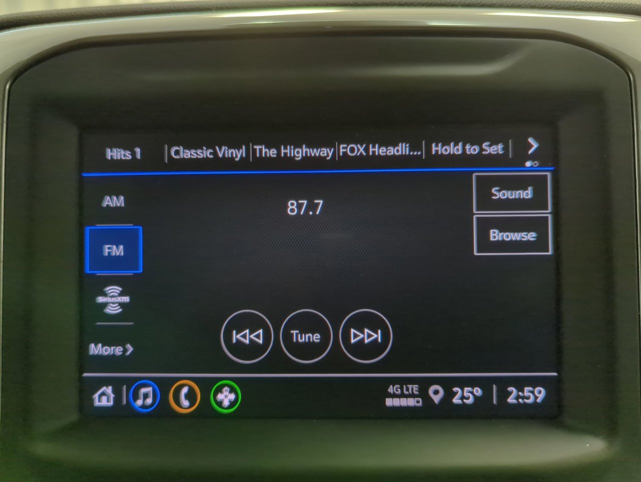 2023 Chevrolet Silverado 1500 Custom-15