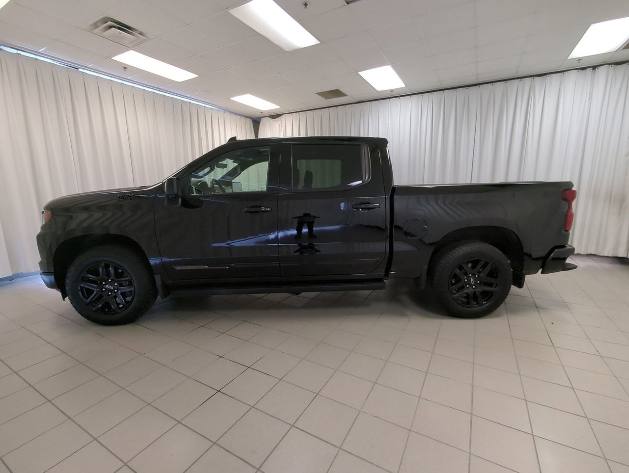 2024 Chevrolet Silverado 1500 High Country-4