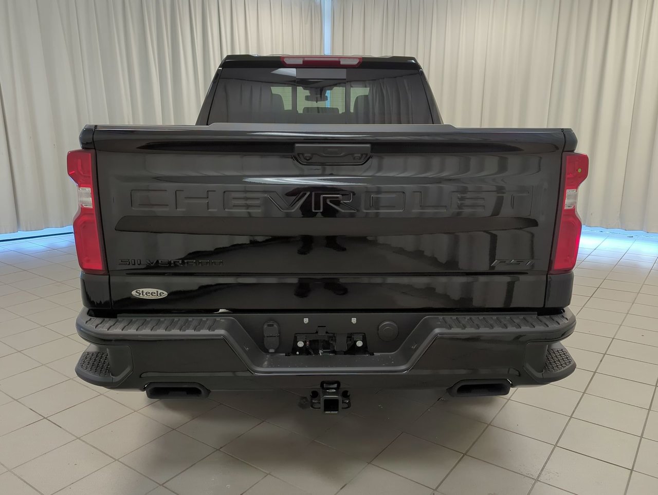 2025 Chevrolet Silverado 1500 RST-6