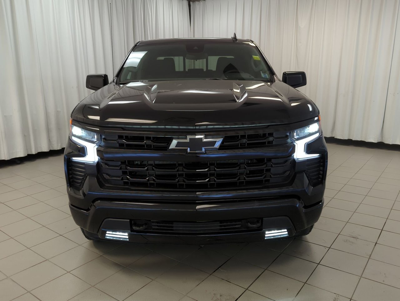 2025 Chevrolet Silverado 1500 RST-2
