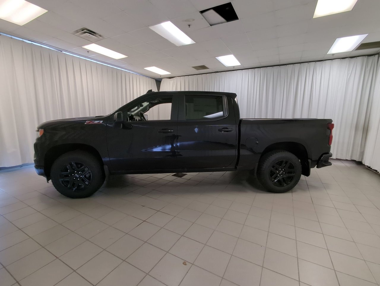 2025 Chevrolet Silverado 1500 RST-4