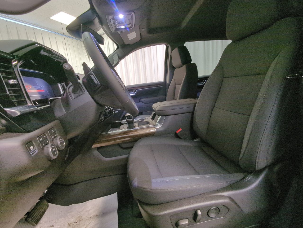 2025 Chevrolet Silverado 1500 RST-10