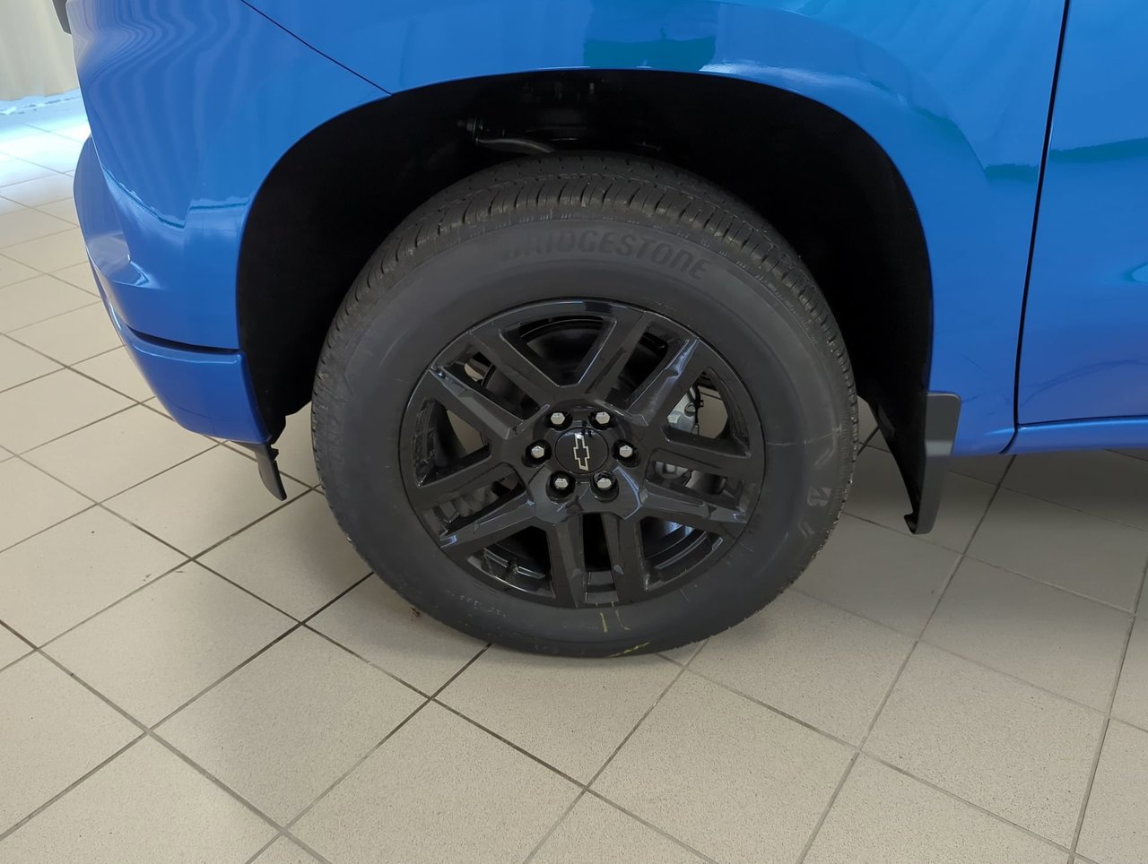 2025 Chevrolet Silverado 1500 Custom-9