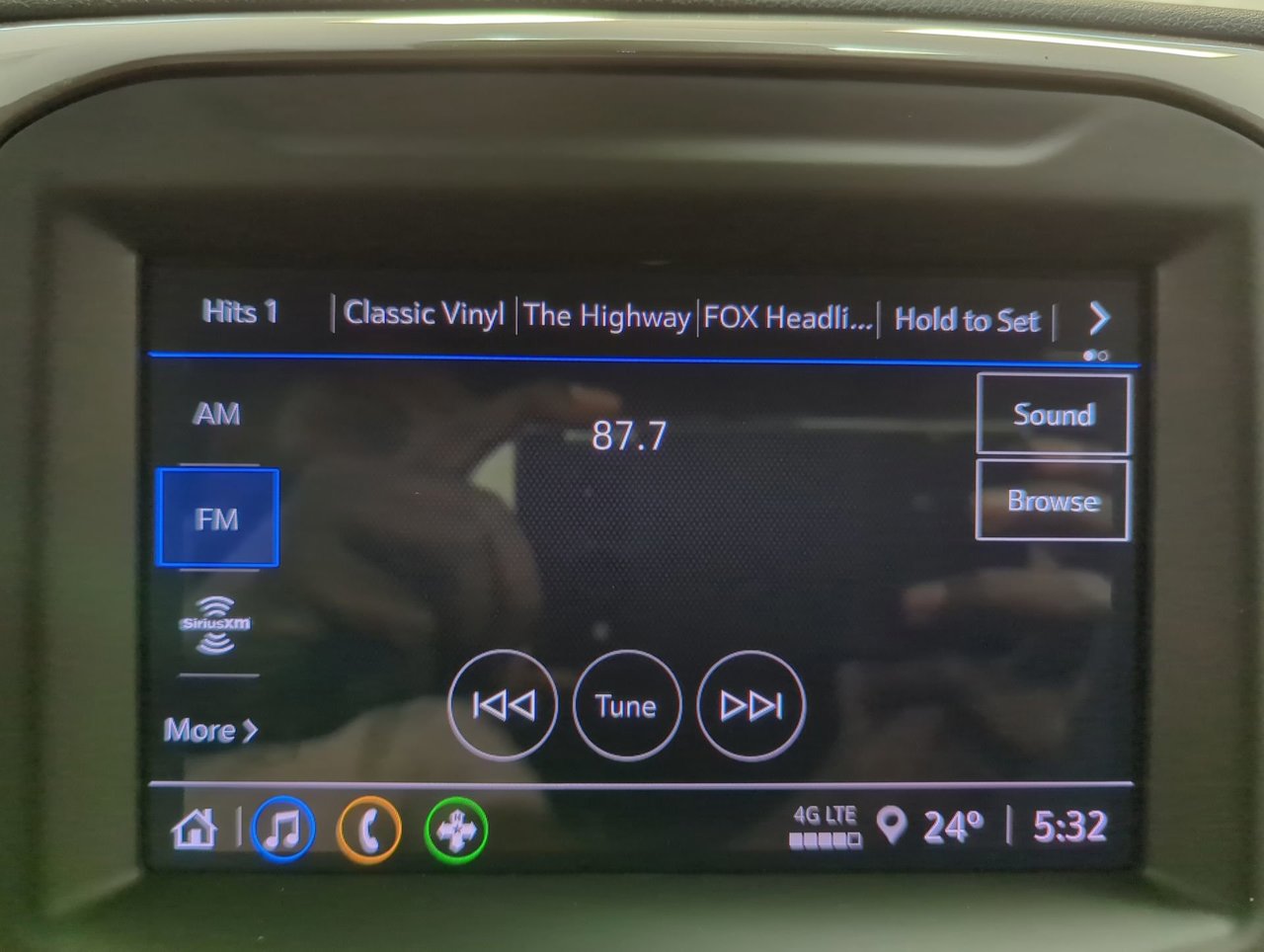 2025 Chevrolet Silverado 1500 Custom-15