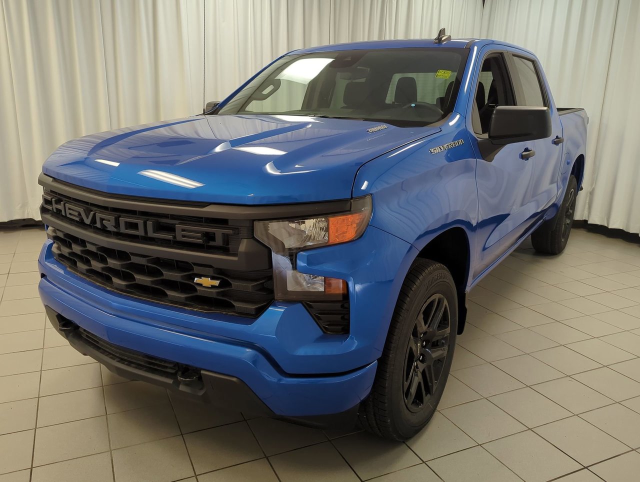 2025 Chevrolet Silverado 1500 Custom-3