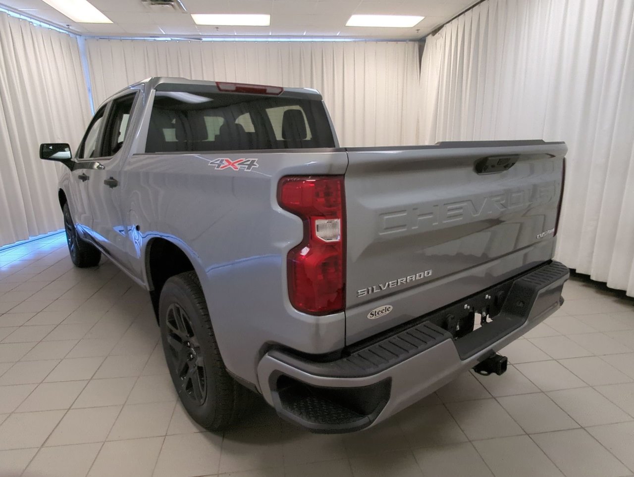 2025 Chevrolet Silverado 1500 Custom-5