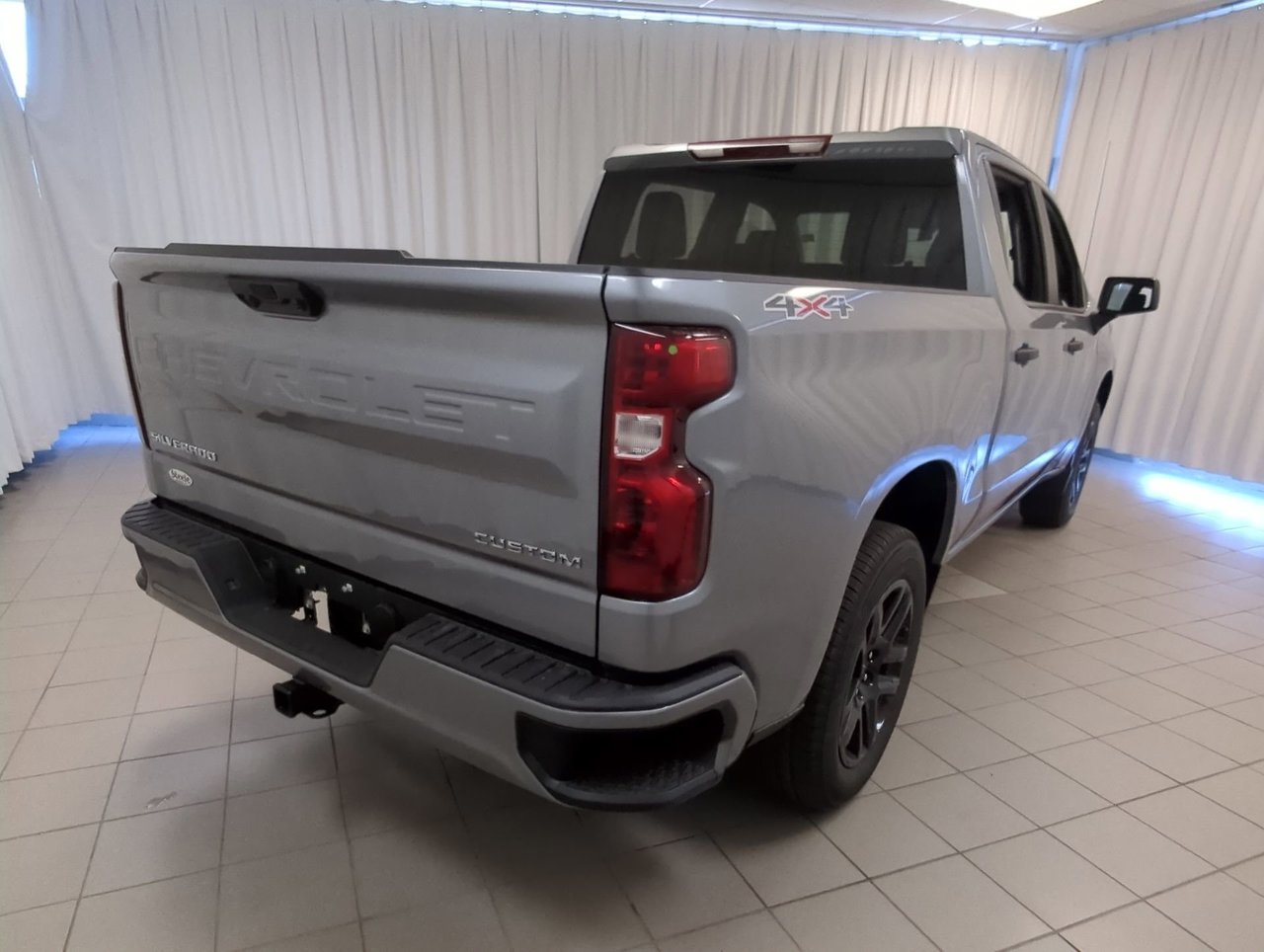 2025 Chevrolet Silverado 1500 Custom-7