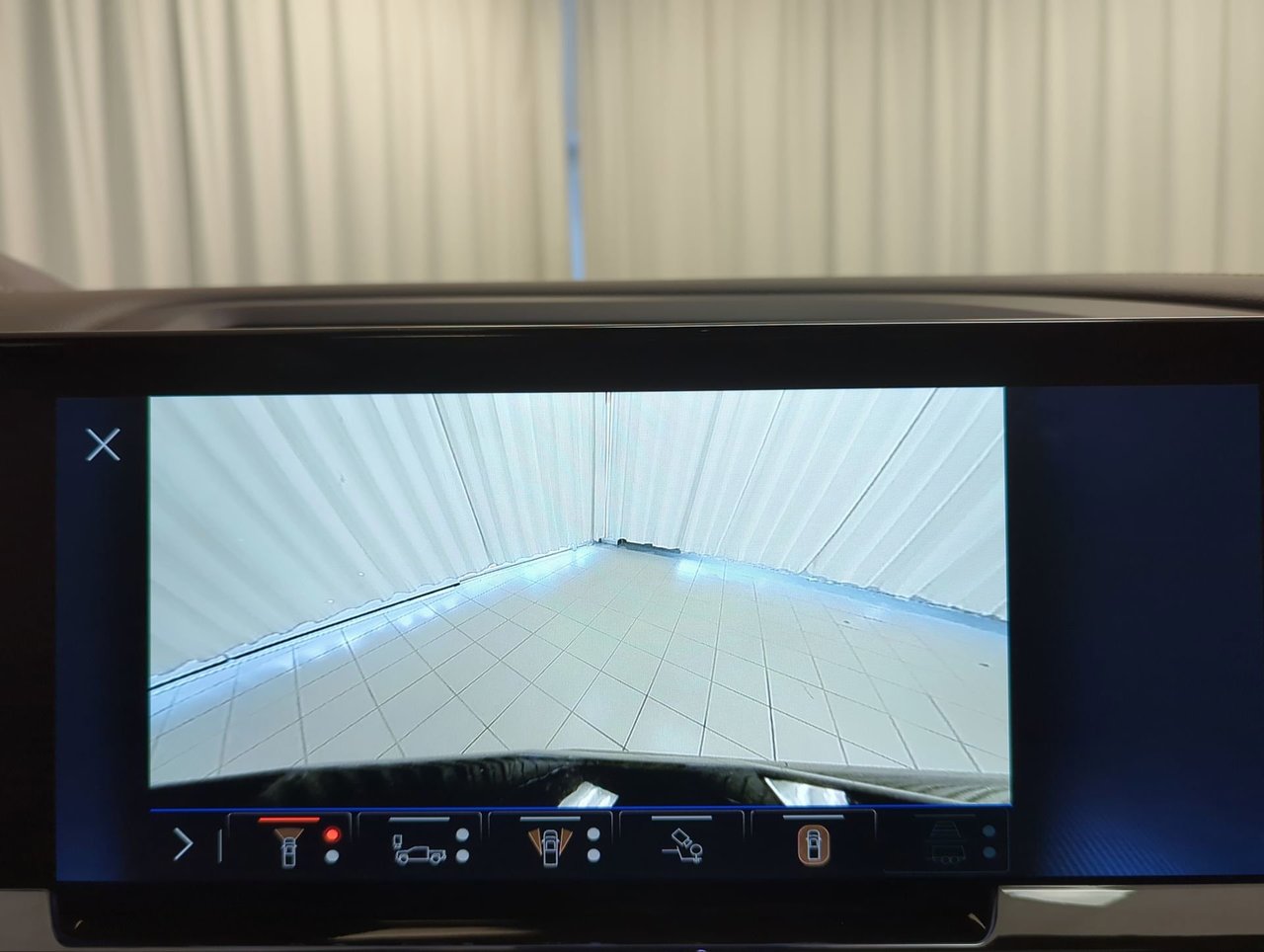 2026 Chevrolet Silverado 1500 ZR2-16