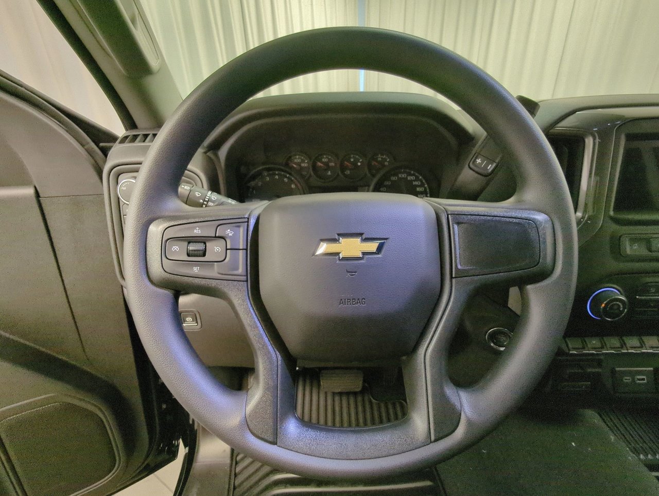 2026 Chevrolet Silverado 1500 Custom-13