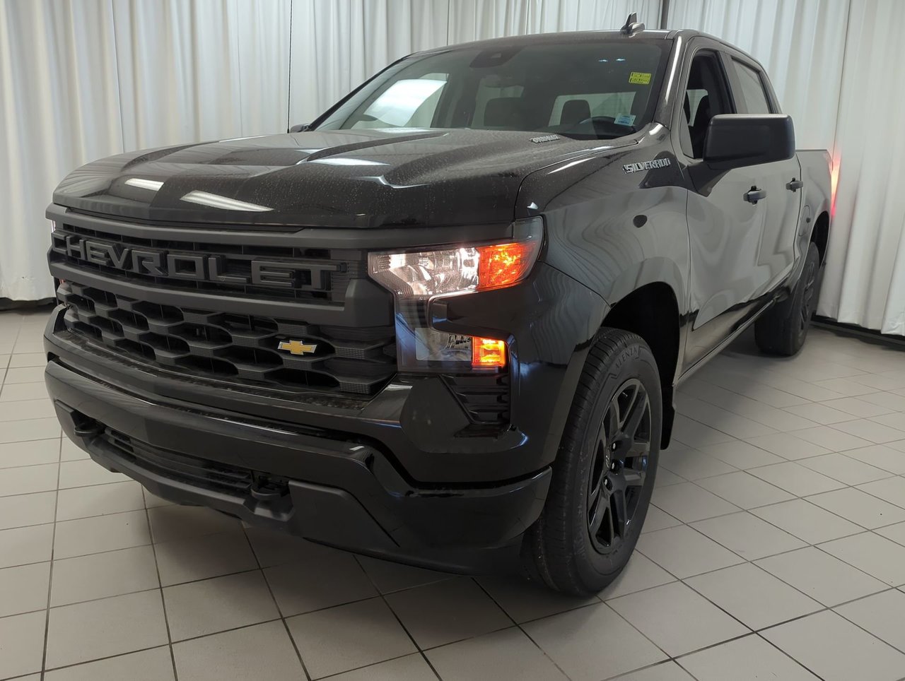 2026 Chevrolet Silverado 1500 Custom-3