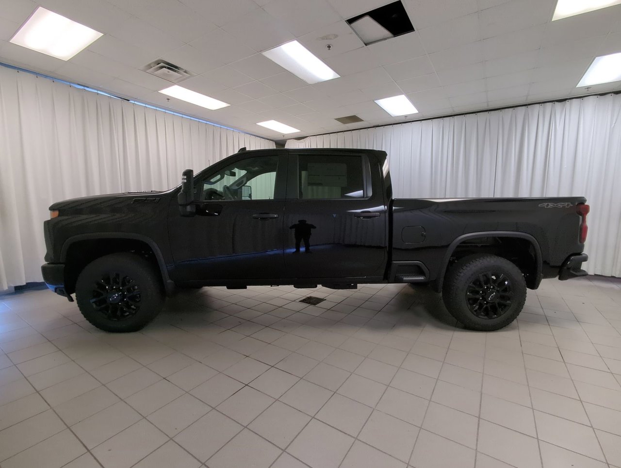 2026 Chevrolet Silverado 2500 HD CUSTOM-4