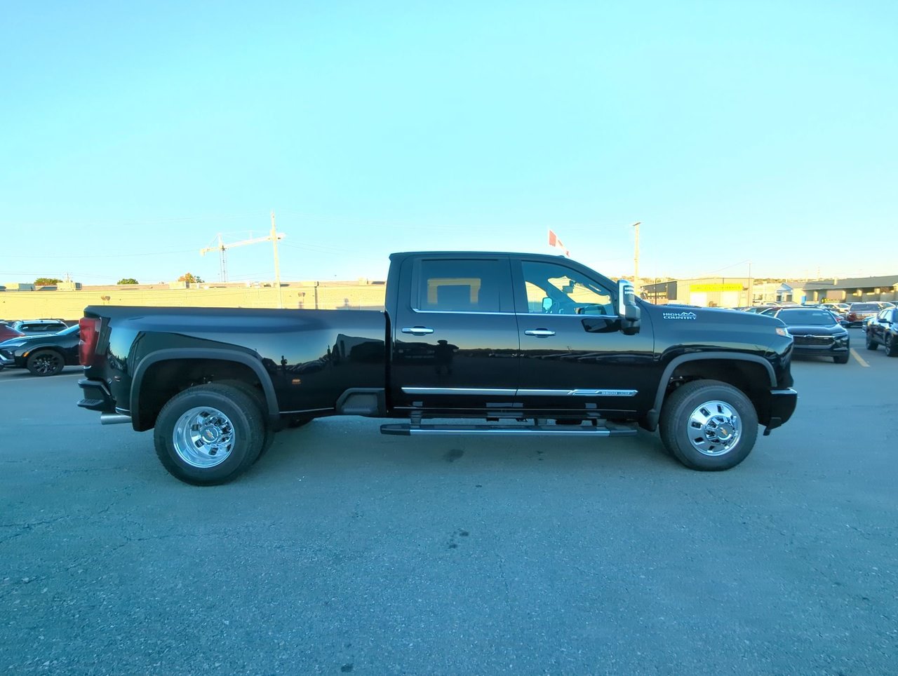 2026 Chevrolet Silverado 3500 HD HIGH COUNTRY DRW-8