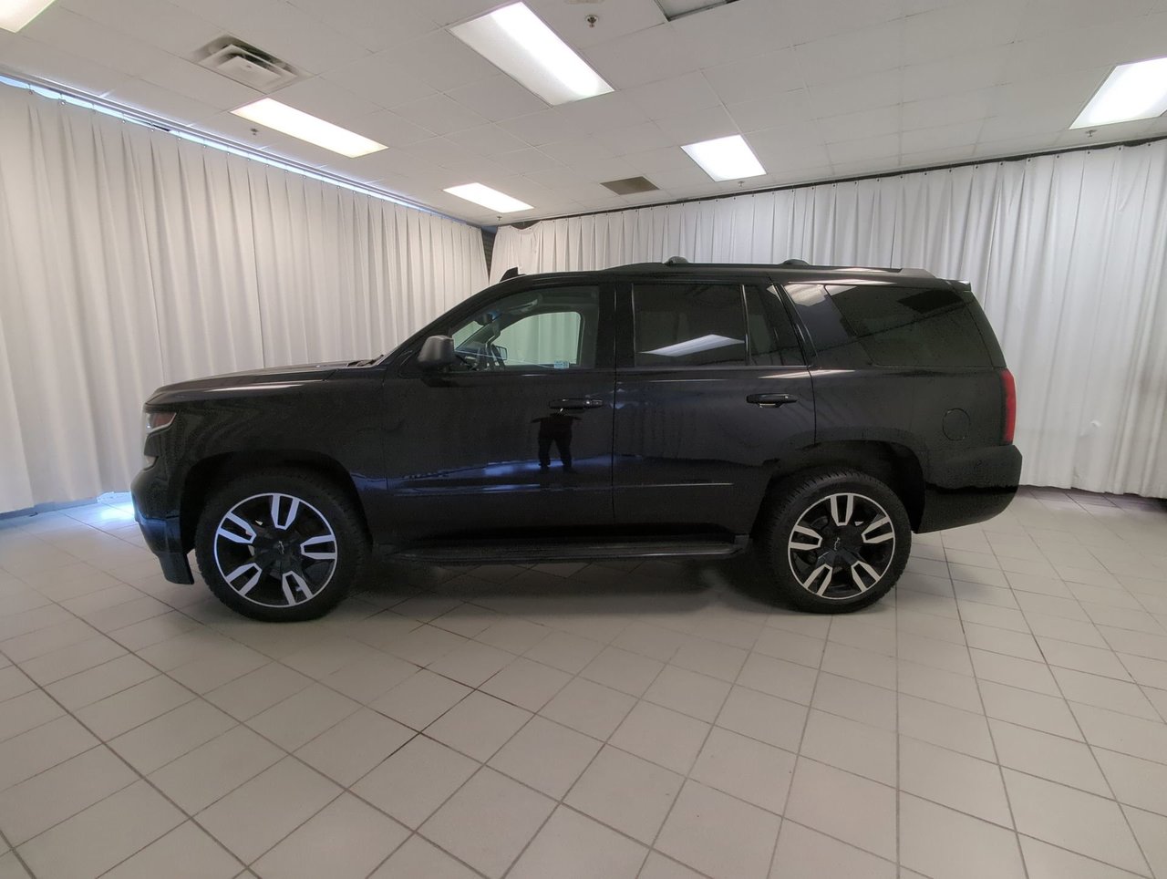 2019 Chevrolet Tahoe Premier-4