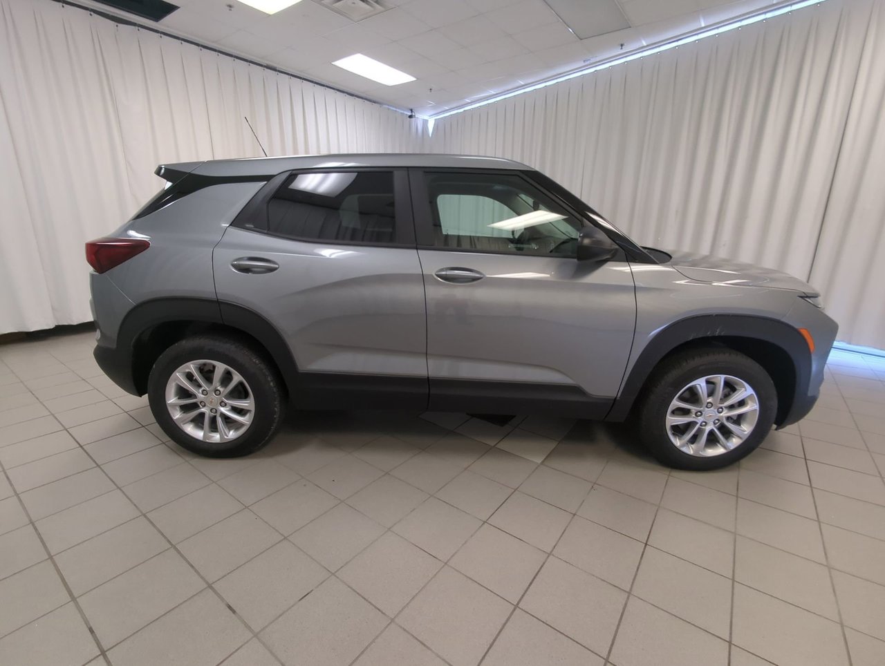 2026 Chevrolet Trailblazer LS-8