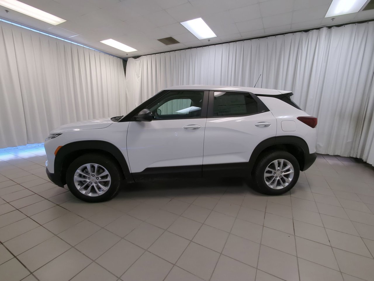 2026 Chevrolet Trailblazer LS-4