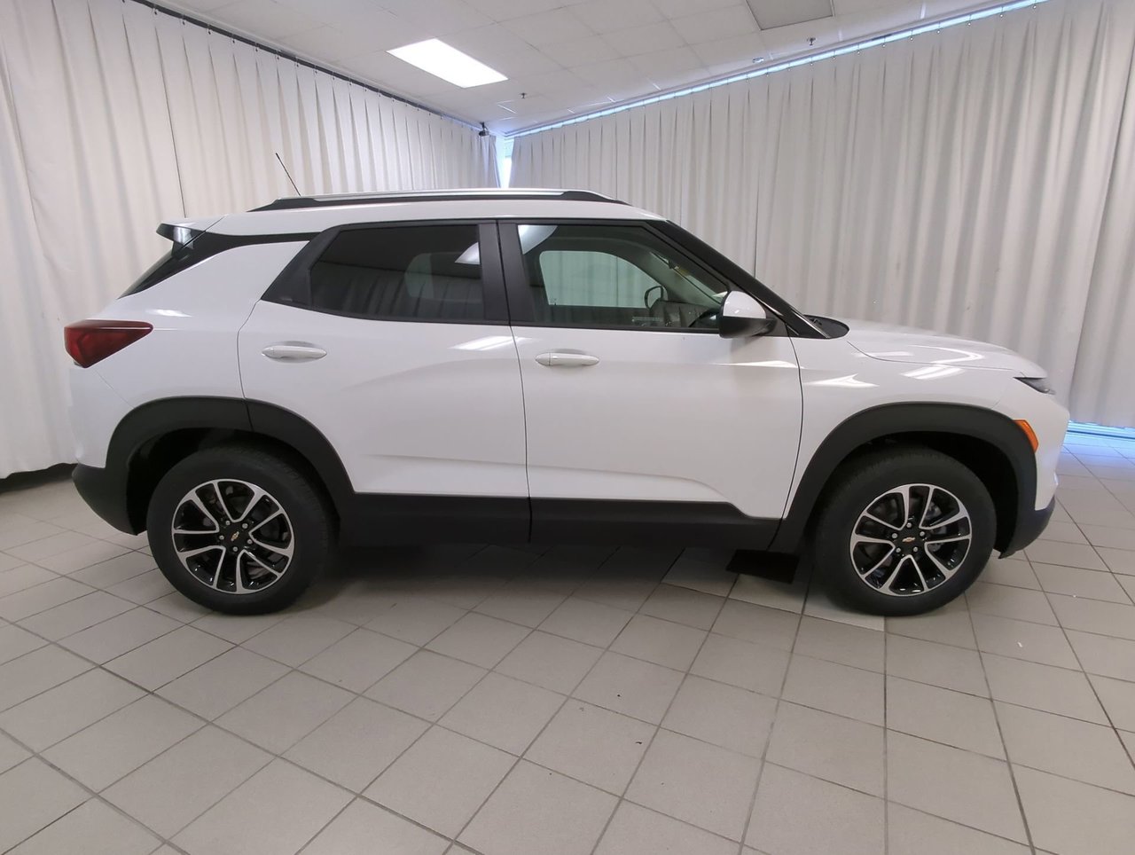 2026 Chevrolet Trailblazer LT-8