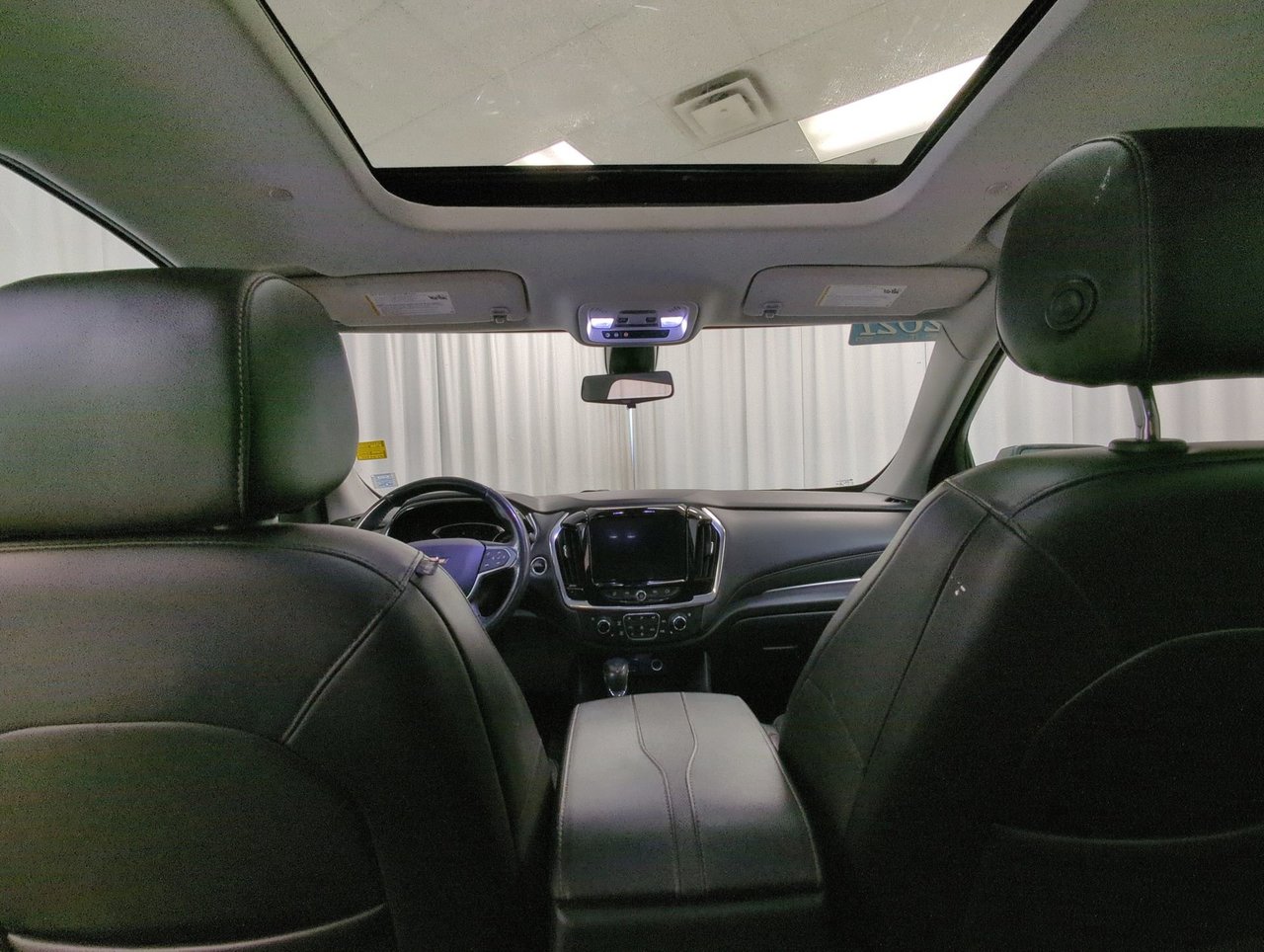 2021 Chevrolet Traverse Premier-21