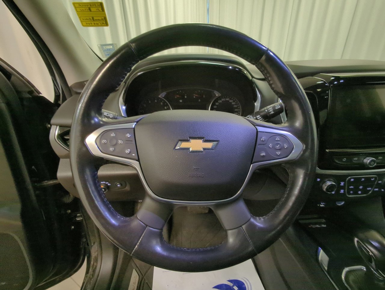 2021 Chevrolet Traverse Premier-13