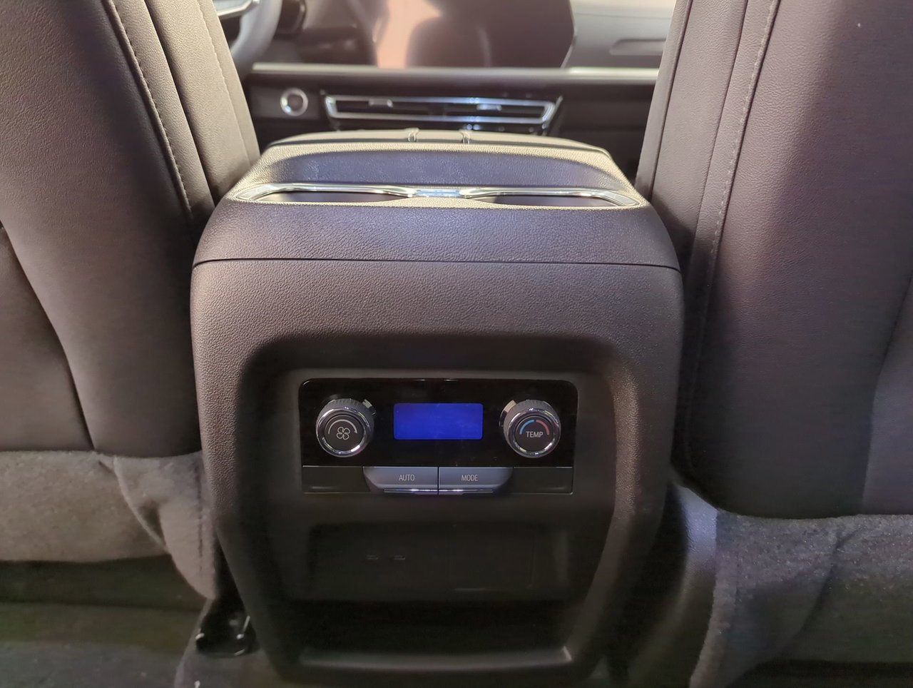 2025 Chevrolet Traverse LT-20