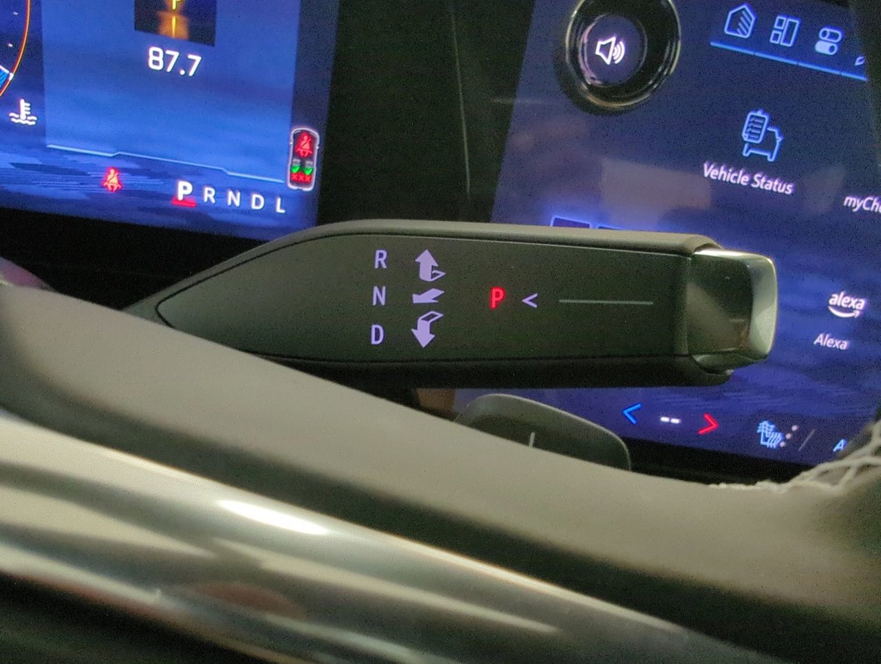 2025 Chevrolet Traverse LT-19