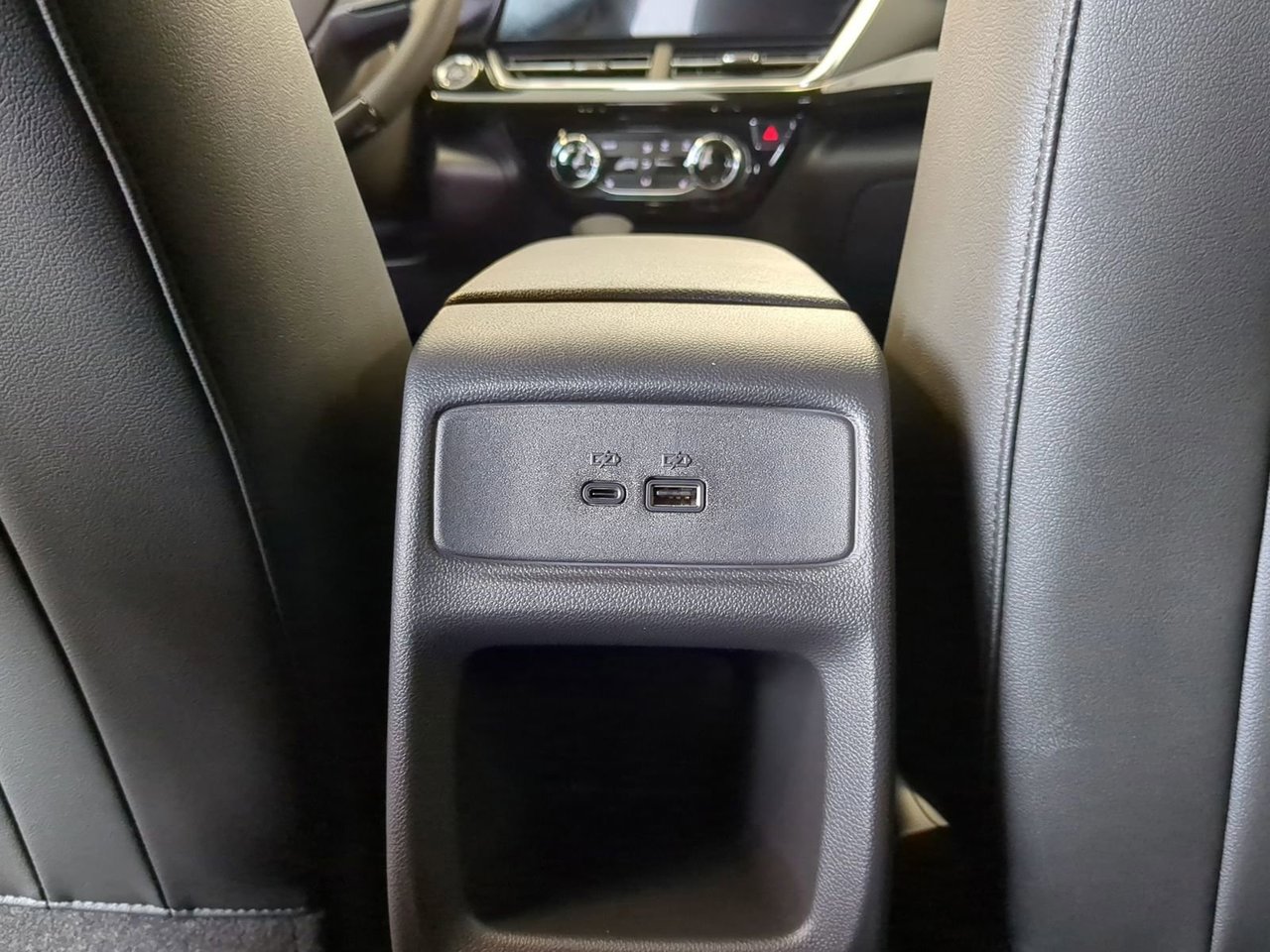 2025 Chevrolet Trax 2RS-19