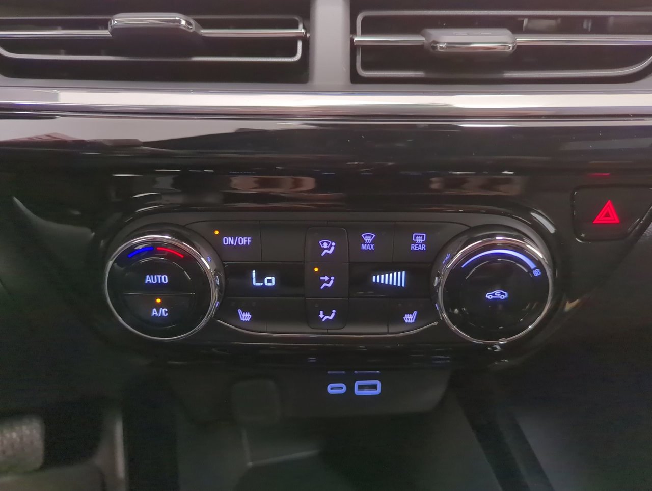 2025 Chevrolet Trax 2RS-17