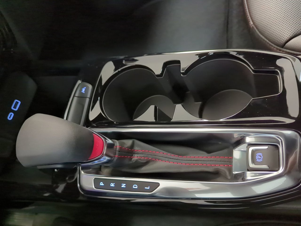 2025 Chevrolet Trax 2RS-18